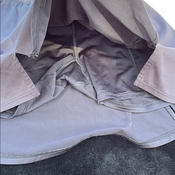 Under Armor Black Golf Tennis Skort with Slits Attached Shorts Small S Elastic - Picture 7 of 16